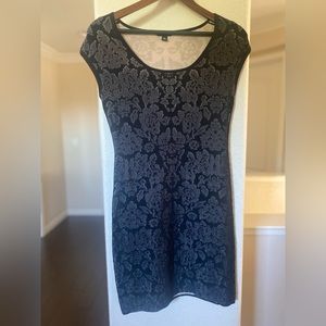 Ann Taylor Black dress. Size small.